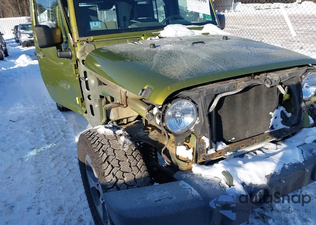 1J4BA3H16AL230530: 44198599