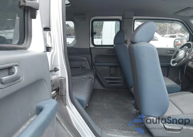 5J6YH28364L026199: 44198644