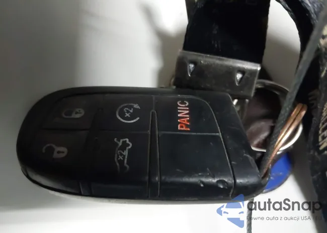 2C3CDXBG2FH856803: 44198684