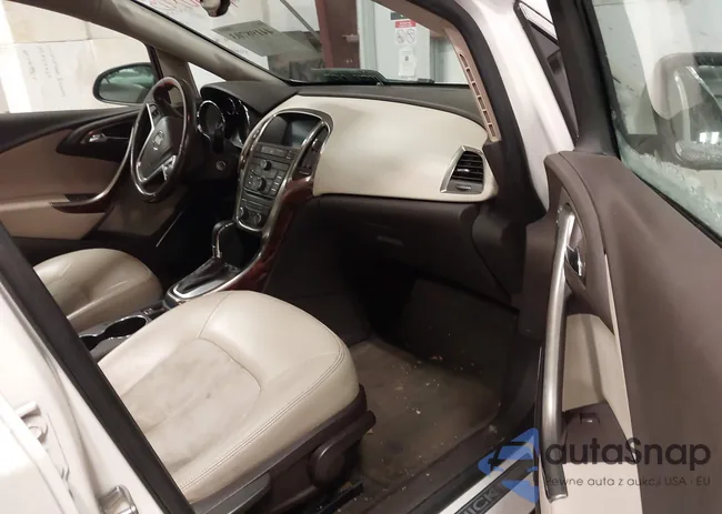 1G4PR5SK7D4220360: 44198703