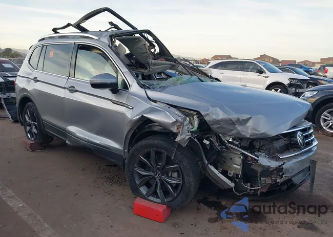 3VV3B7AX5NM085886: 44198708