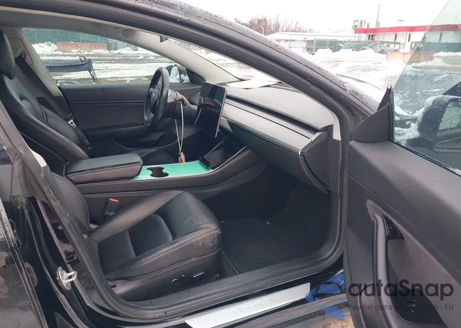 5YJ3E1EB7JF170471: 44198765