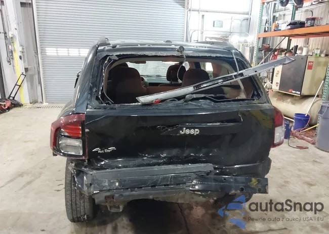 1C4NJDBB6HD101671: 44198878