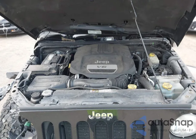 1C4AJWBG9EL125728: 44198905