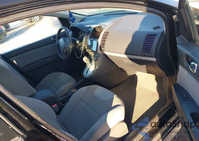 3N1AB6AP3CL727995: 44198918