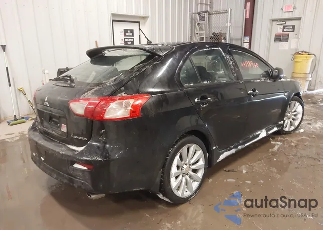 JA32X8HW0AU008913: 44198940