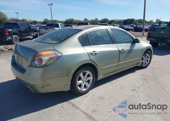 1N4BL21E28C257196: 44198979