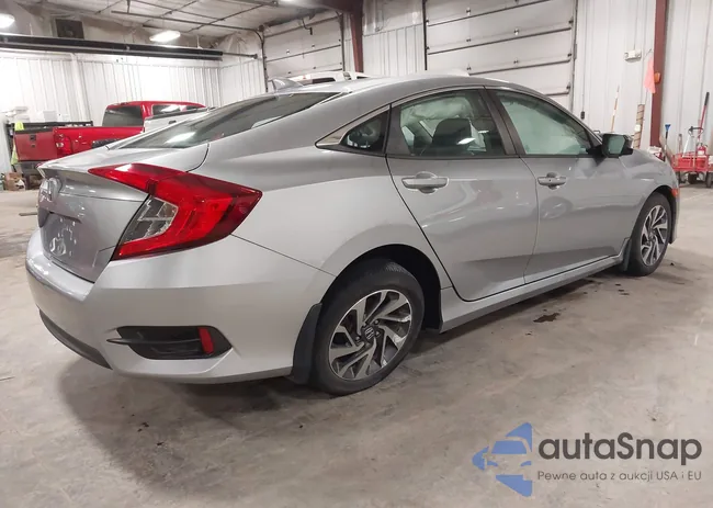 19XFC2F82HE055403: 44198992