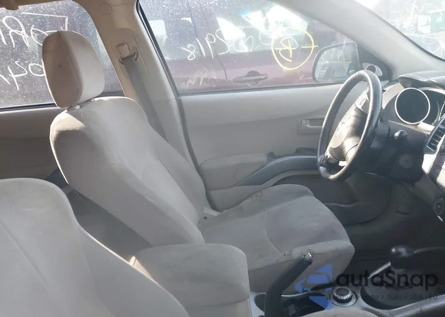 JA4MT31X07U010806: 44198997