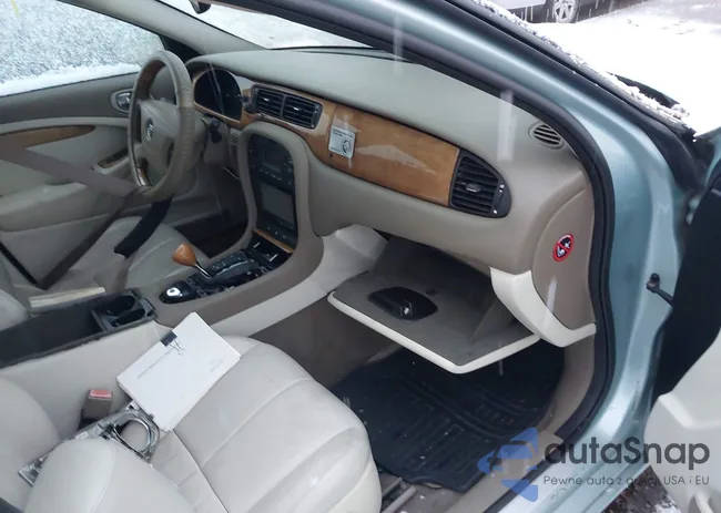 SAJEA01TX3FM93619: 44198036