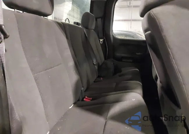 1GCEK19068E169480: 44198080