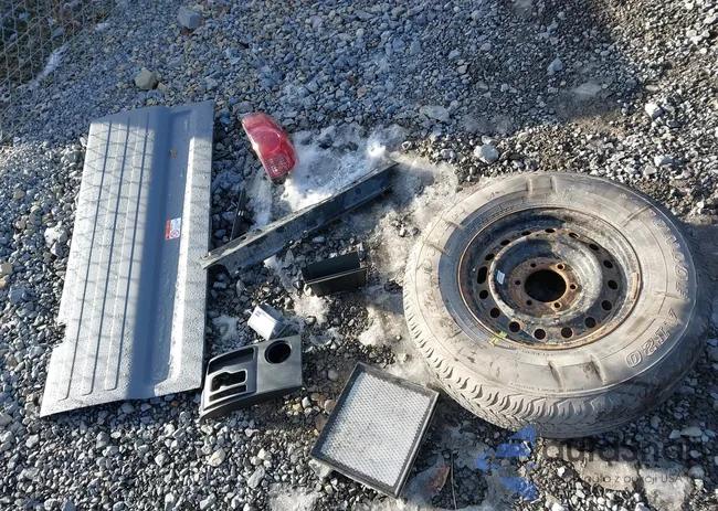 5TFUX4EN4FX037917: 44198215