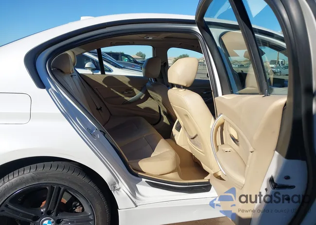 WBA3C1C51CF430085: 44198287