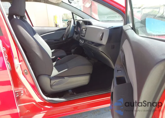 VNKKTUD31FA022742: 44198299