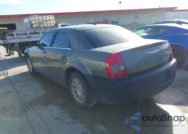 2C3KA53G98H103327: 44198316