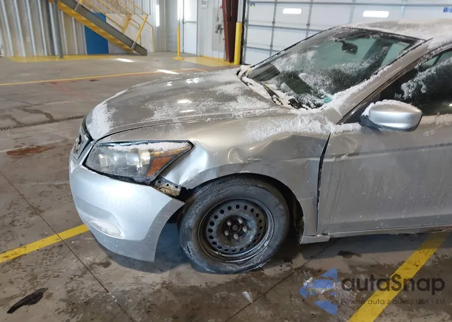 JHMCP26389C012137: 44198371