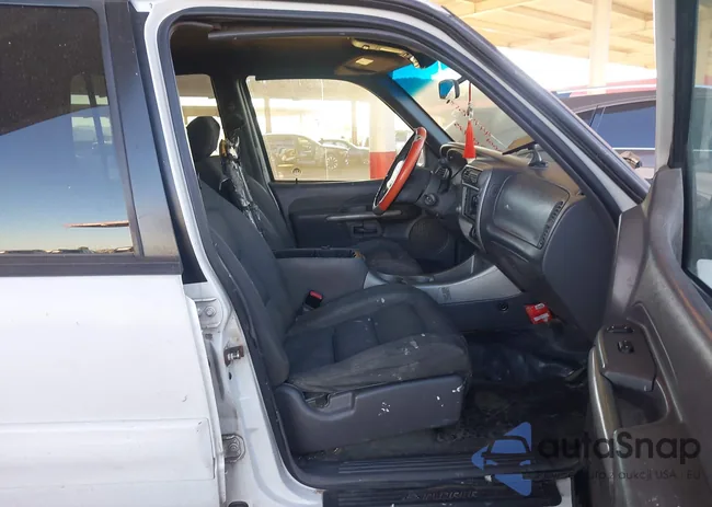 1FMZU67E21UC04935: 44199513