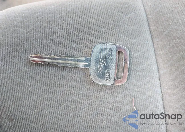 4T1BG22K9WU363473: 44199600