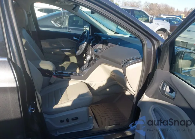 1FMCU0JX4GUA18240: 44199647