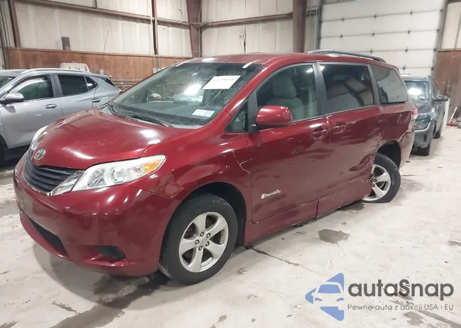 5TDKK3DC0BS093854: 44199658