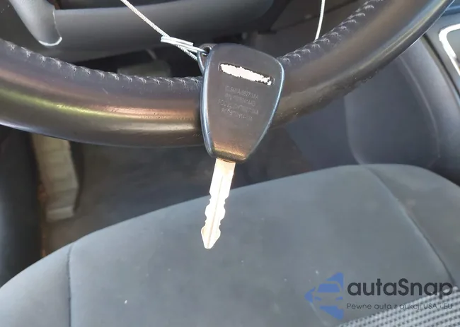 1C4NJRFB0GD522808: 44199748