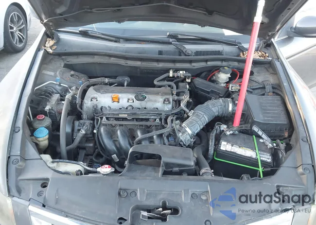 1HGCP2F41AA171660: 44199758