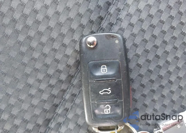 3VW2K7AJ2EM232085: 44199765