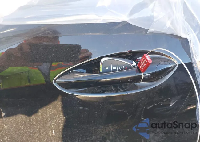 KL77LKE23RC110917: 44199777