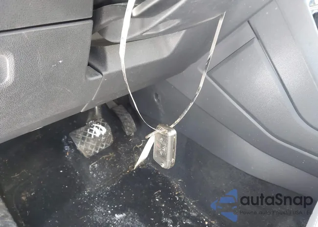 3VV2B7AX9KM017579: 44199836