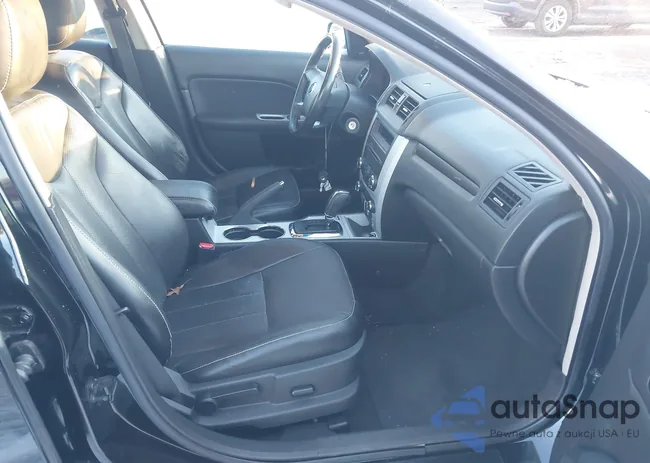 3MEHM0JG7AR608245: 44199844