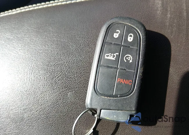 1C4PJMDS1FW633630: 44199872