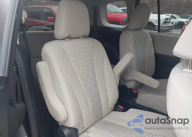 JM1CW2CL5C0133158: 44199898