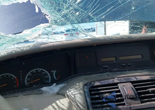 4T1BF28B5YU027834: 44199924