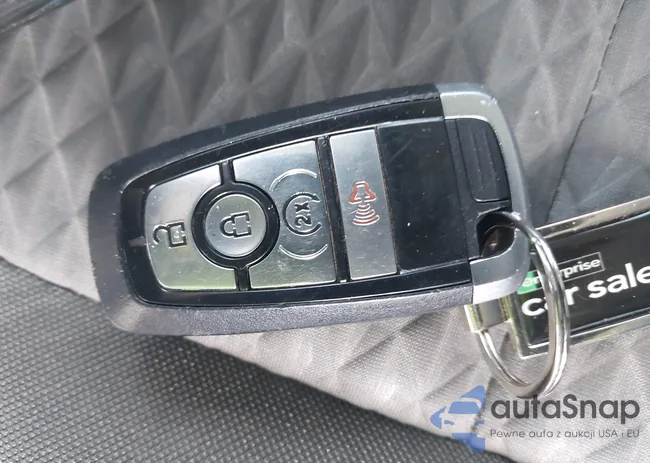 1FMCU9BZ4MUB05331: 44199982