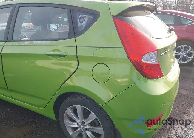 KMHCU5AE1DU102930: 44199985