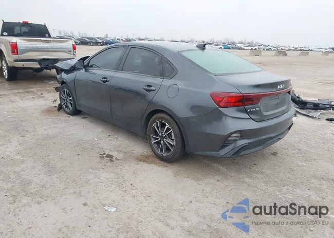 3KPF24AD2NE450437: 44199044