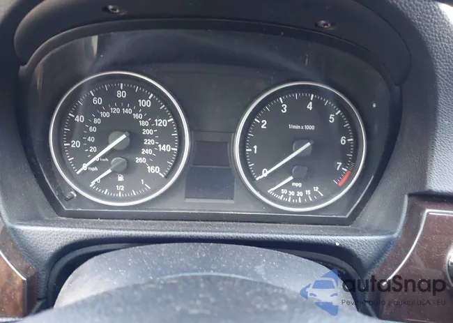 WBAPK5C52BF124717: 44199053