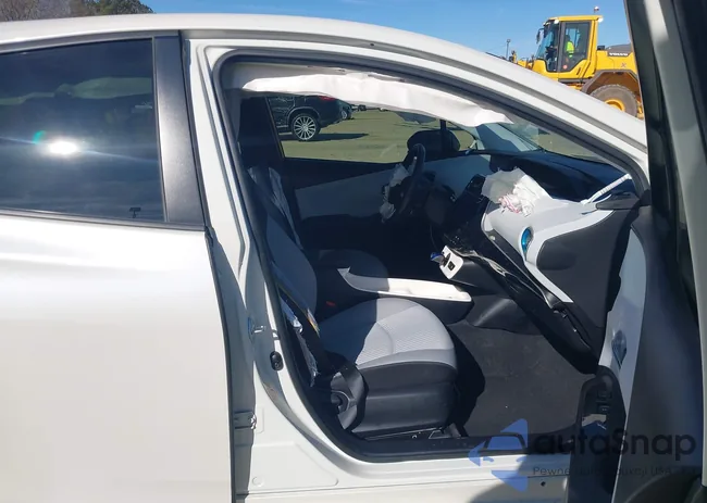 JTDKARFU4G3026873: 44199166