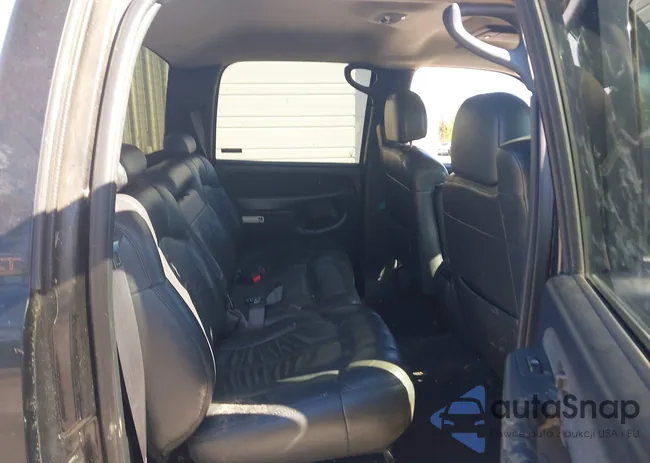 1GCHK23G32F104242: 44199210