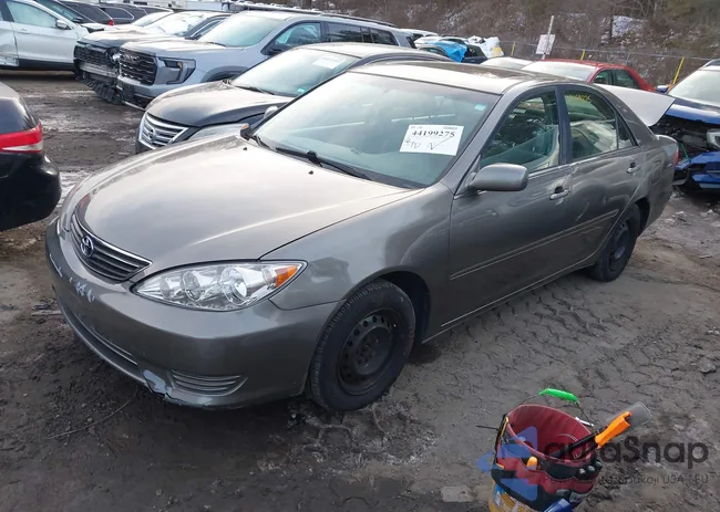 4T1BE32K75U528706: 44199275