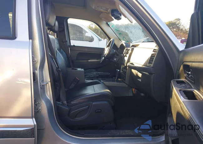 1C4PJMCKXCW123399: 44199353