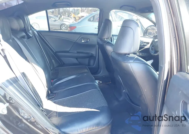 1HGCR2F52GA070218: 44200501