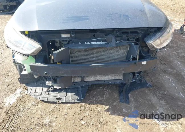 3KPC24A30JE026582: 44200587