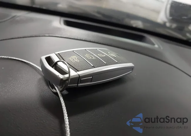 KMHGN4JB6JU227142: 44200590