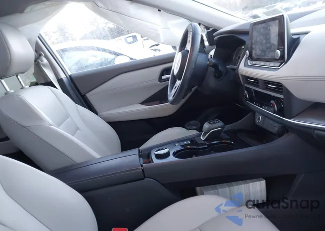 JN8BT3BB0PW493481: 44200619