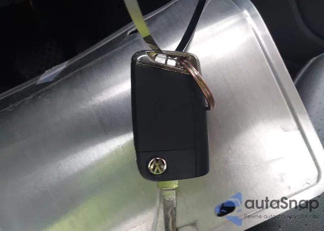 3VV3B7AX7LM082274: 44200636