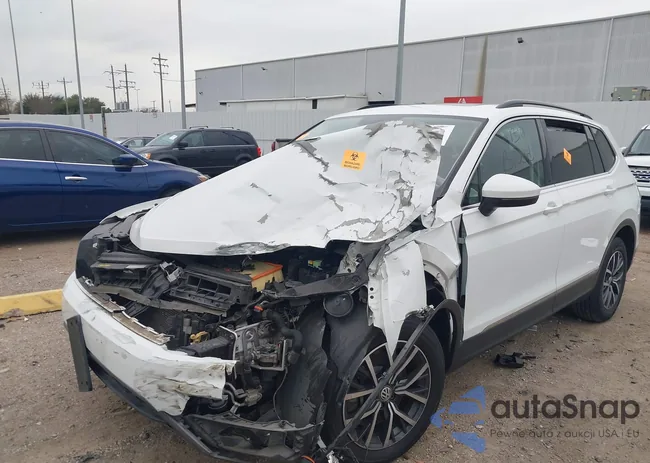 3VV3B7AX7LM082274: 44200636