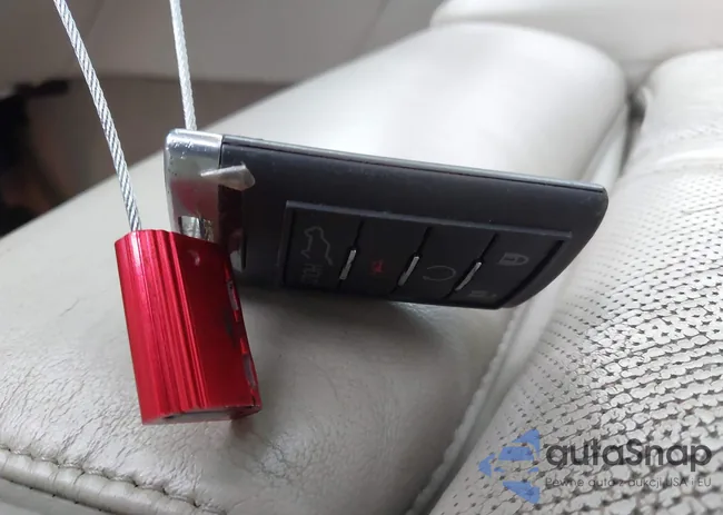 3GYFNCE31ES560880: 44200753