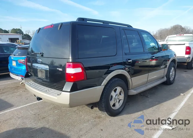 1FMFU175X7LA58062: 44200817