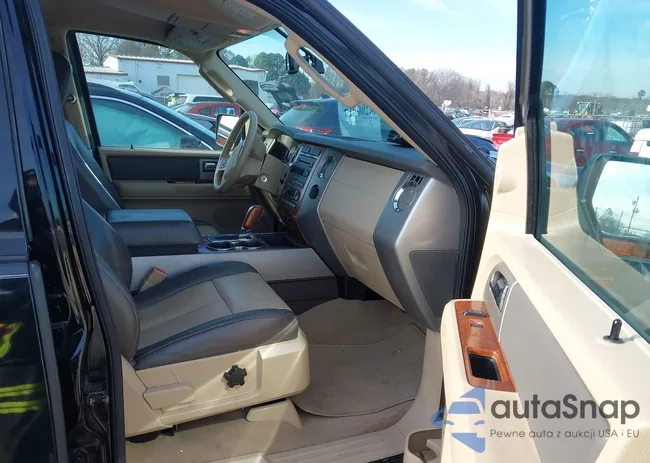 1FMFU175X7LA58062: 44200817